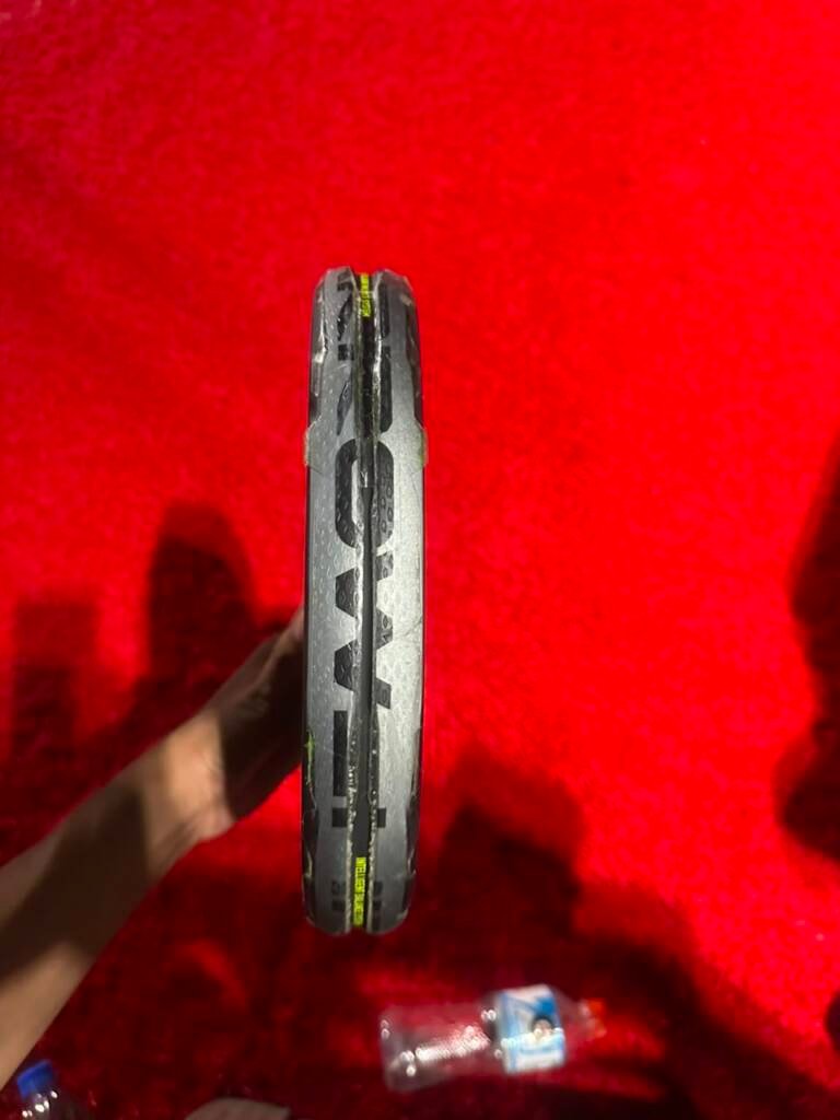 ADIDAS ARROW HIT CARBON 2026
