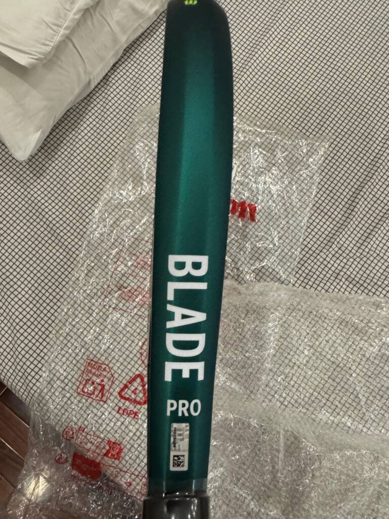 WILSON BLADE PRO V3