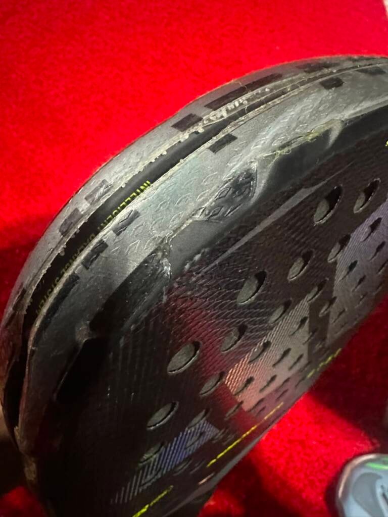 ADIDAS ARROW HIT CARBON 2026
