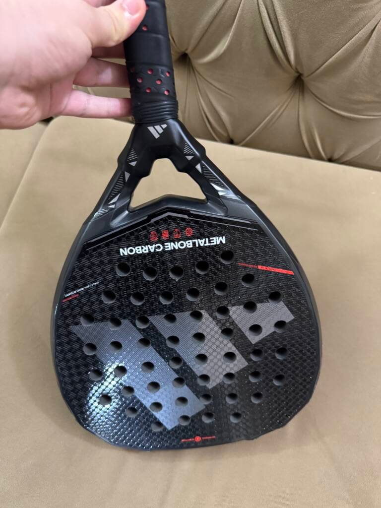 ADIDAS METALBONE CARBON 2026 3 ADIDAS METALBONE CARBON 2026